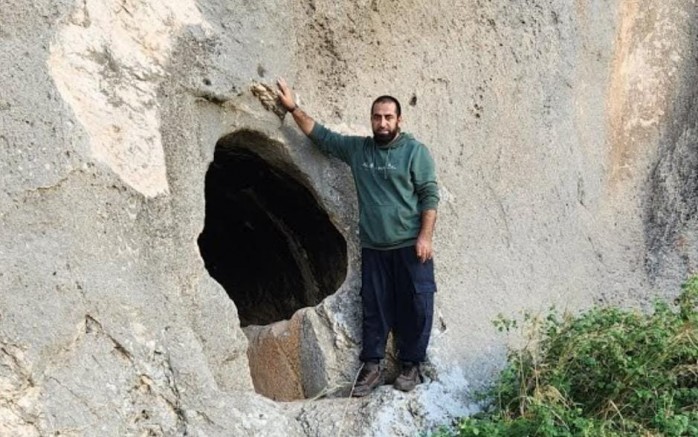 Haci ahmet ünlü aksaray yaprakhisar köyünde gizli tünel keşfetti
